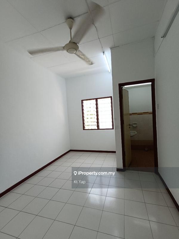 2-storey Terraced House for Sale in Taman Putra Budiman, Balakong by Kt Yap - iProperty.com.my