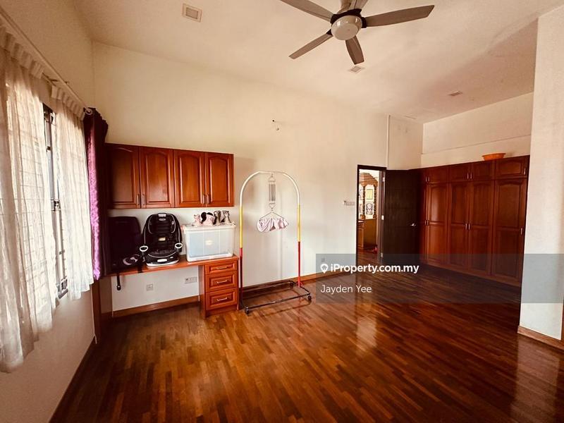 Semi-Detached House for Sale in Taman Yarl, Jalan Klang Lama (Old Klang Road) by Jayden Yee - iProperty.com.my