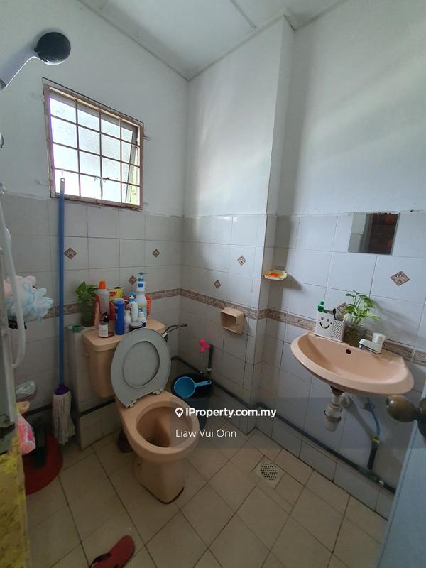 Pangsapuri untuk Dijual di Api Api Apartment oleh Liaw Vui Onn - iProperty.com.my