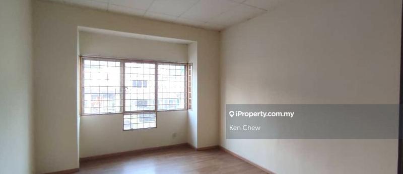 Rumah Berangkai 2 Tingkat untuk Dijual di myj42, Seri Kembangan oleh Ken Chew - iProperty.com.my