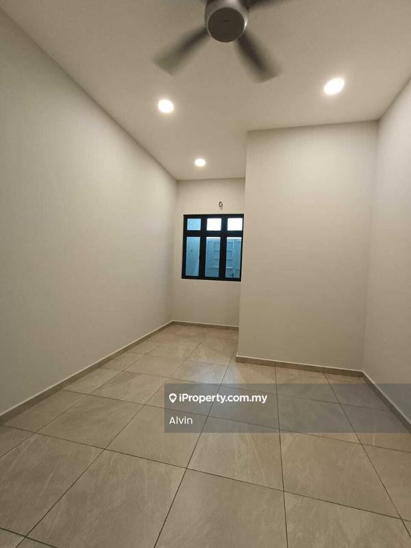 2-storey Terraced House for Rent in Taman Molek Residence, Ayer Molek by Alvin - Interior - iProperty.com.my