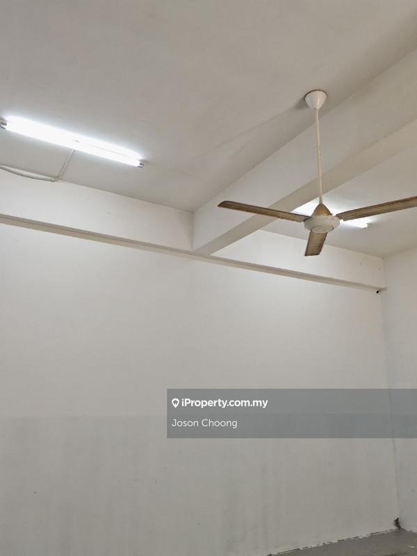 Semi-D Factory for Sale in Taman Sri Serdang, Seri Kembangan by Joson Choong - iProperty.com.my