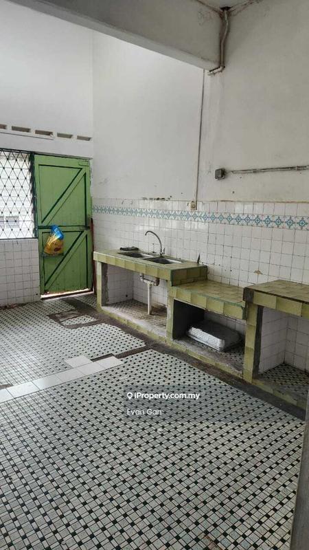 Rumah Teres 1-Tingkat untuk Dijual di Taman Ayer Keroh Height, Bukit Katil oleh Evan Gan - Kitchen - iProperty.com.my