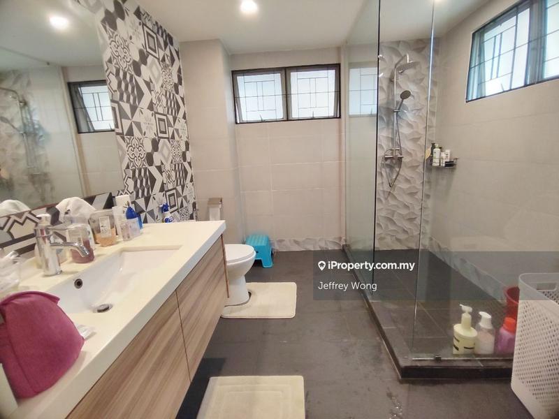 For Sale - Bungaraya Condominium