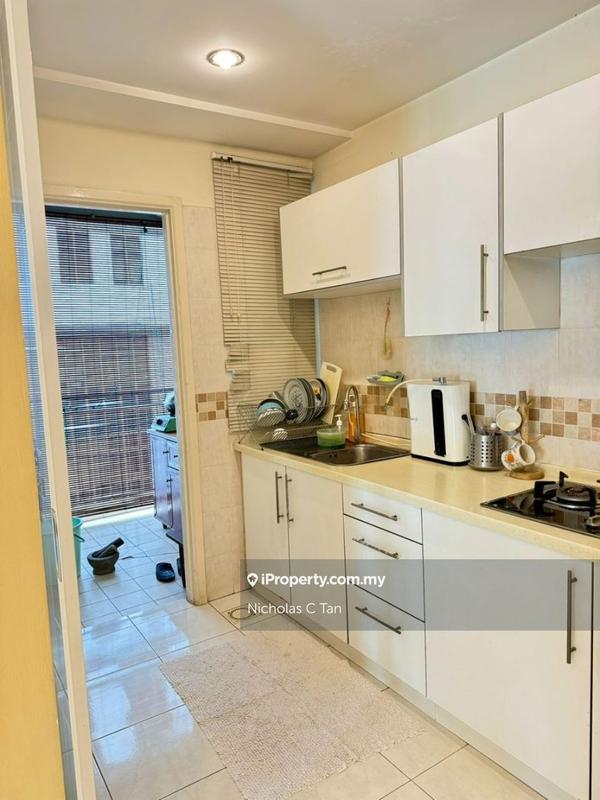 Kediaman Servis untuk Dijual di Casa Suites oleh Nicholas C Tan - iProperty.com.my