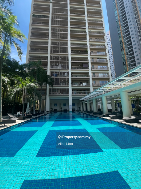 For Sale - Hampshire Park Condominium