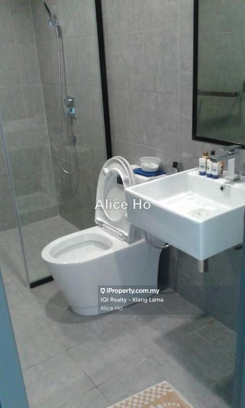 Kediaman Servis untuk Dijual di The Square @ One City oleh Alice Ho - iProperty.com.my