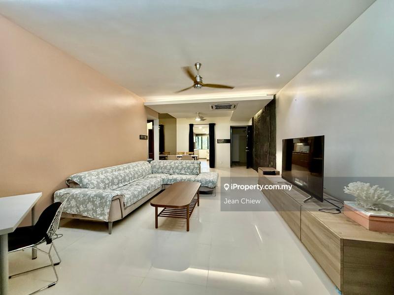 For Rent - Desa Palma
