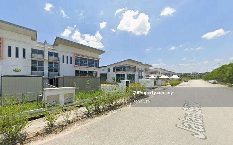 For Rent - Saujana Teknologi Rawang 1.5Storey Semi-D Factory Bandar Country Homes