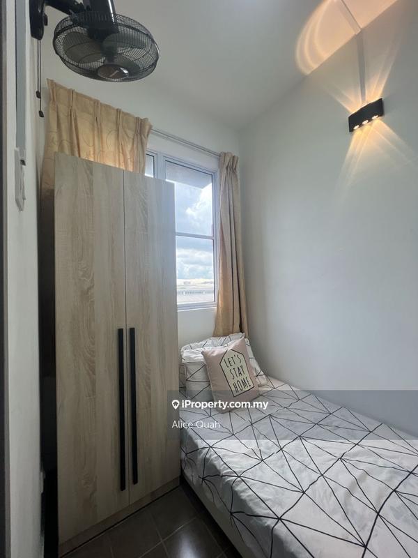 For Rent - Koi Tropika