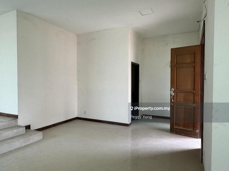 Bungalow House for Sale in Bukit Rahman Putra, Sungai Buloh by Peggy Yong - iProperty.com.my