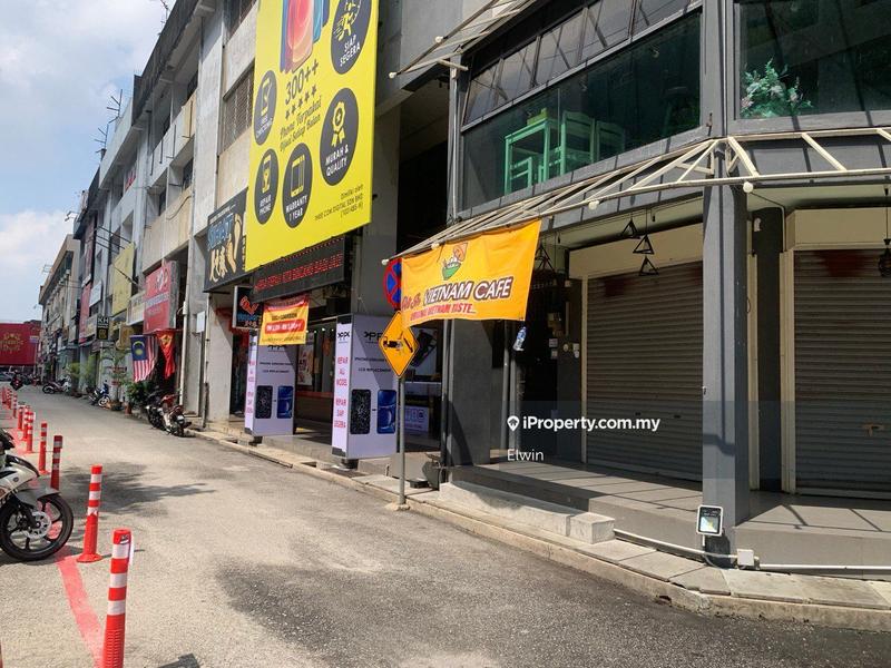 Shop-Office for Sale in Jalan Sekerat, Alor Setar, Alor Setar by Elwin - iProperty.com.my
