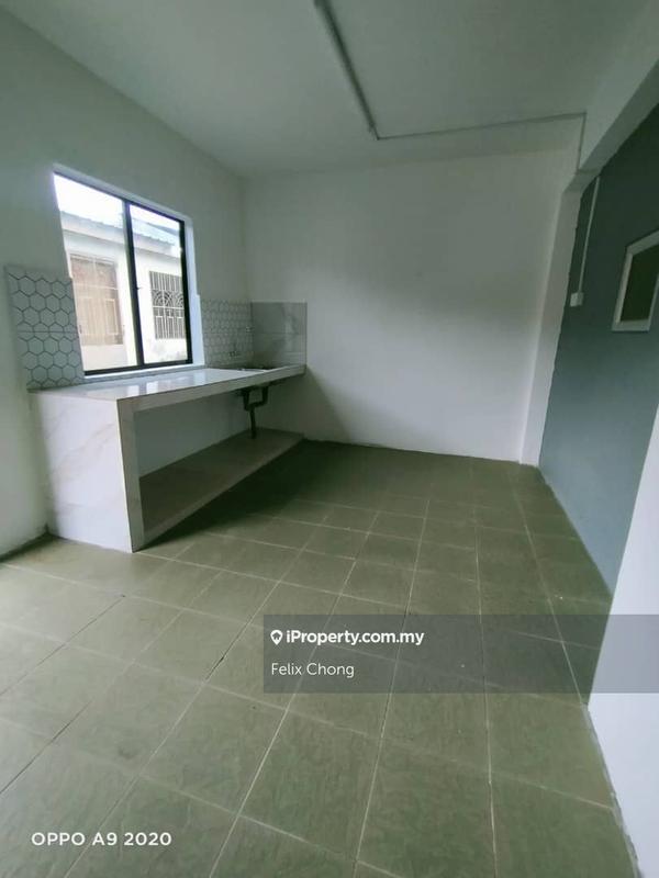 Rumah Teres 1-Tingkat untuk Dijual di Taman Rebana, Kluang oleh Felix Chong - iProperty.com.my