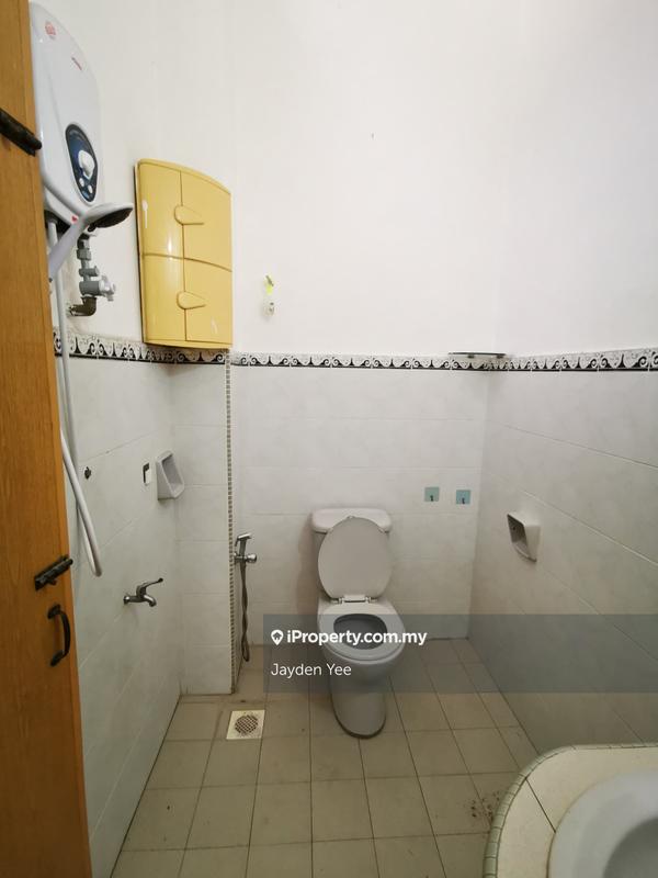 Rumah Teres 2-Tingkat untuk Dijual di Taman Overseas Union (Taman Oug), Jalan Klang Lama (Old Klang Road) oleh Jayden Yee - iProperty.com.my