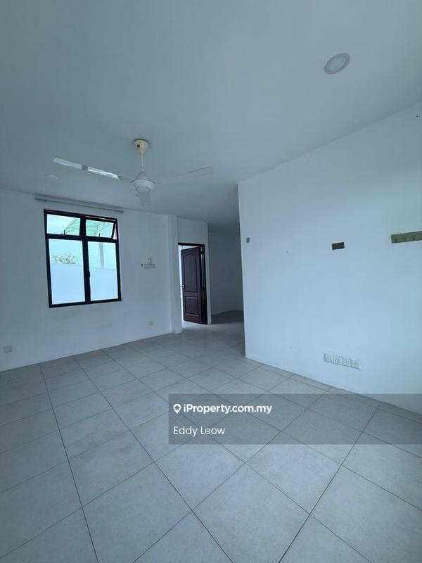 Rumah Berangkai 3 Tingkat untuk Dijual di Taman Limbongan Indah, Melaka City oleh Eddy Leow - Interior - iProperty.com.my