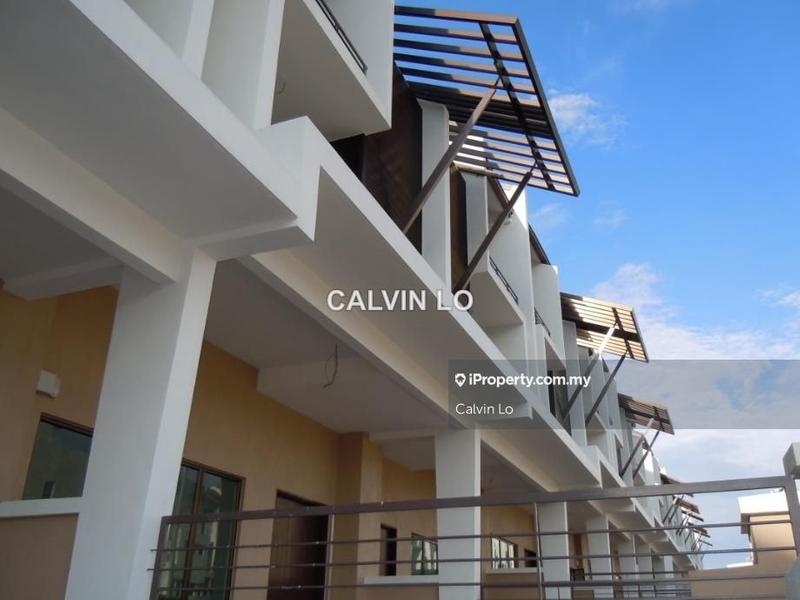 Rumah Teres 2.5-Tingkat untuk Dijual di Kinrara Residence, Puchong oleh Calvin Lo - iProperty.com.my