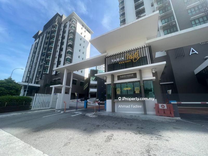 For Sale - Lake Vista Residence (Tasik Vista Residen)