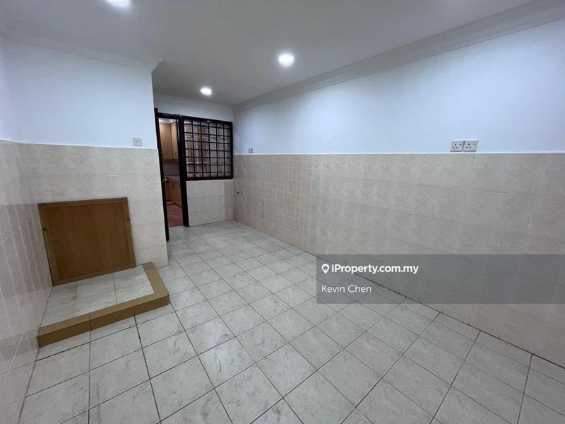 3-storey Terraced House for Sale in Taman Minang Ria, Cheras by Kevin Chen - iProperty.com.my