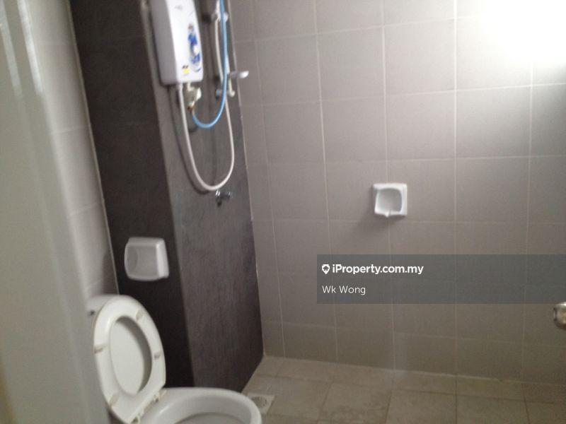 Condominium for Sale in Sea View Tower by Wk  Wong - iProperty.com.my