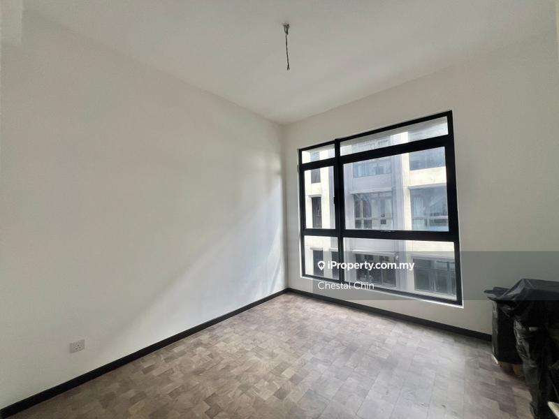 Rumah Bandar untuk Dijual di Taman Bukit Serdang, Seri Kembangan oleh Chestal Chin - iProperty.com.my