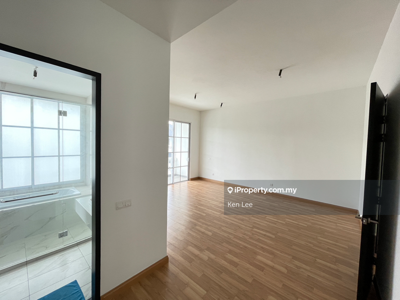 Semi-Detached House for Sale in Eco Majestic, Semenyih by Ken Lee - iProperty.com.my