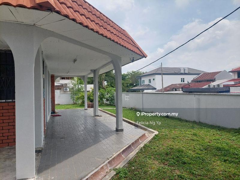 Rumah Teres 2-Tingkat untuk Dijual di SS3, Petaling Jaya oleh Felicia Ng Yp - iProperty.com.my