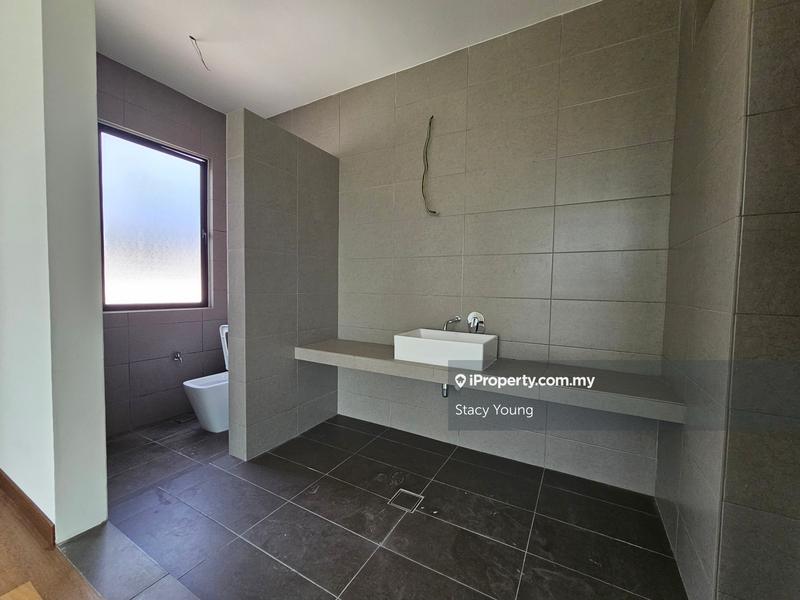 Rumah Berkembar untuk Dijual di Wira Heights, Bandar Sungai Long oleh Stacy Young - iProperty.com.my