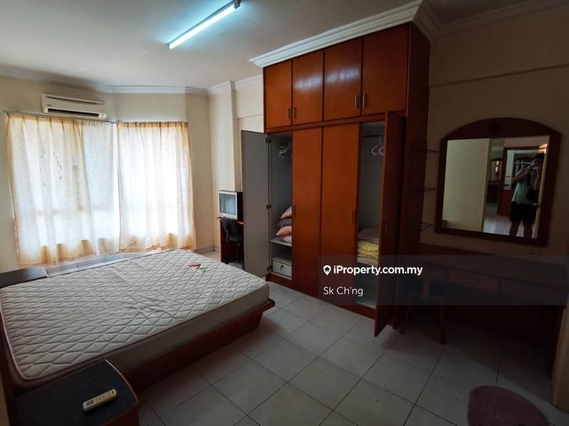 For Rent - Gold Coast Resort Condominium