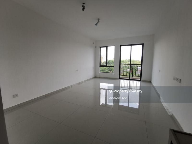 For Sale - Country Garden Central Park