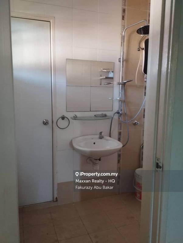 Semi-Detached House for Sale in Seksyen 7, Shah Alam by Fakurazy Abu Bakar - iProperty.com.my