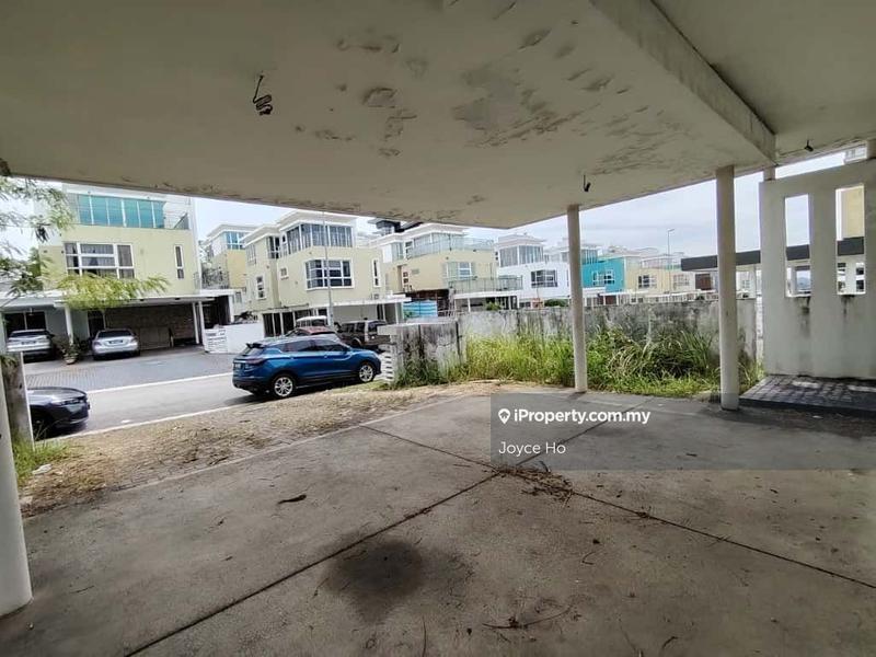 Bungalow House for Sale in Saujana Puchong, Puchong by Joyce Ho - iProperty.com.my