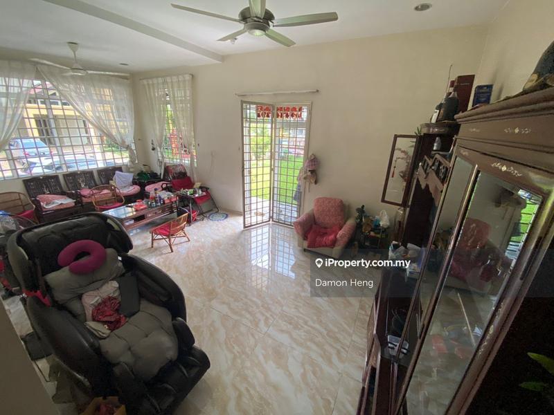 Semi-Detached House for Sale in Corner 3Storey Semi-D Tiara Villa Taman United, Jalan Klang Lama (Old Klang Road) by Damon Heng - iProperty.com.my