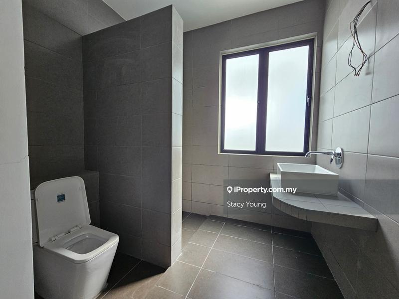 Rumah Berkembar untuk Dijual di Wira Heights, Bandar Sungai Long oleh Stacy Young - iProperty.com.my