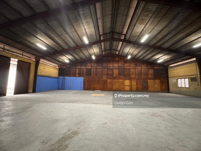 Warehouse untuk Disewa di Seksyen 19, Petaling Jaya oleh Gladys Goh - iProperty.com.my