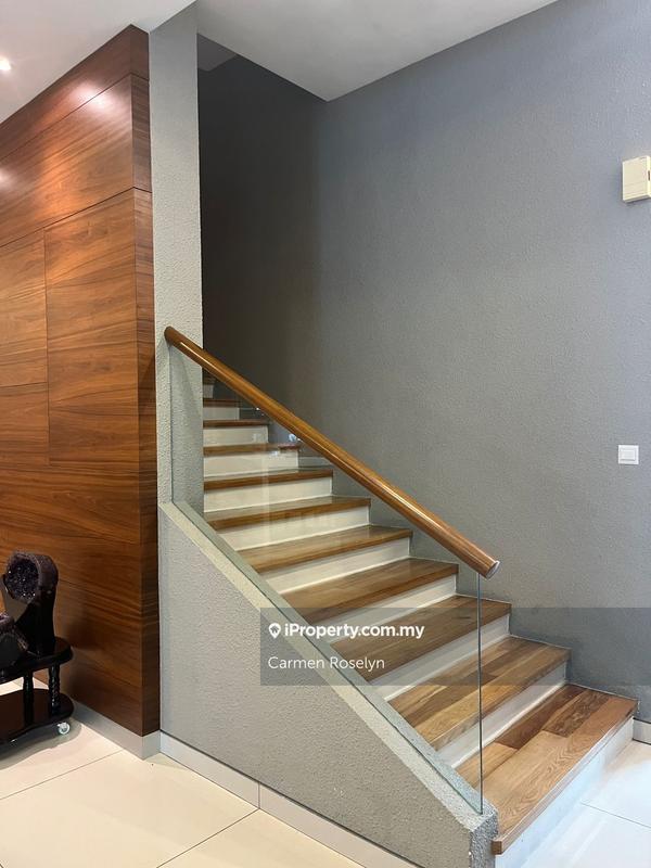 Bungalow House for Sale in Taman Sains Selangor, Kota Damansara by Carmen Roselyn - iProperty.com.my