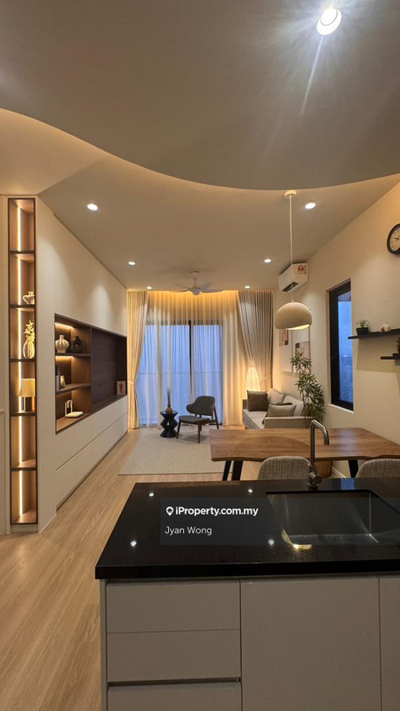 For Sale - Golden Crown Residence