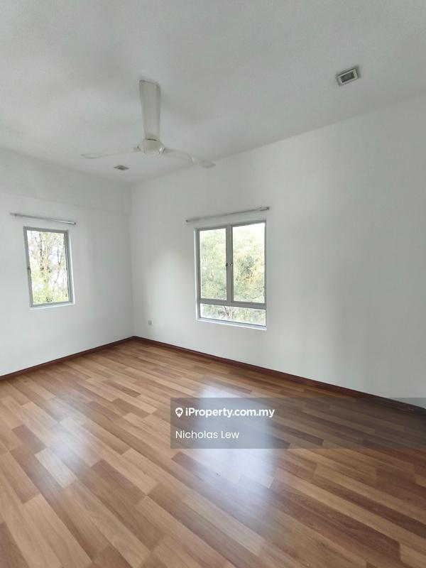 Condominium for Sale in Bayan Villa, Seri Kembangan by NK Lew - iProperty.com.my