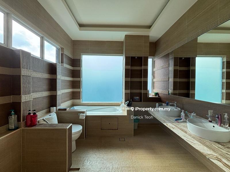 Bungalow House for Sale in Hilltop Villas Seaview Located in Batu Ferringhi, Batu Ferringhi by Danick Teoh - iProperty.com.my