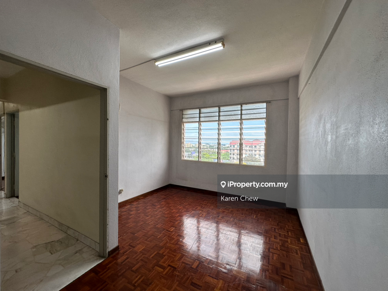 Rumah Flat untuk Dijual di Taman Bukit Jambul oleh Karen Chew - iProperty.com.my