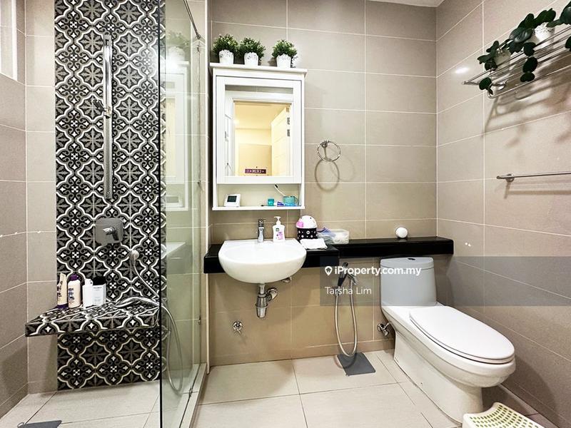 Kondominium untuk Dijual di Surian Residences oleh Tarsha Lim - iProperty.com.my