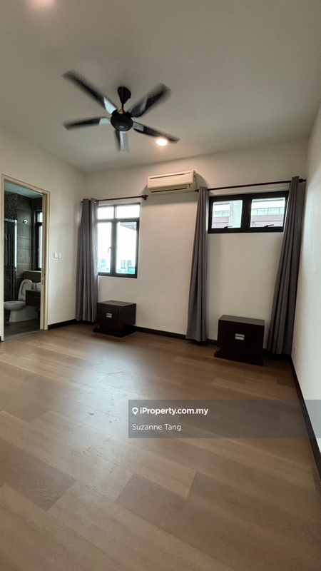 Kediaman Servis untuk Dijual di Isola oleh Suzanne Tang - iProperty.com.my