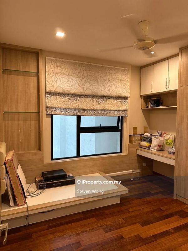 For Sale - Papillon Desahill Condominium