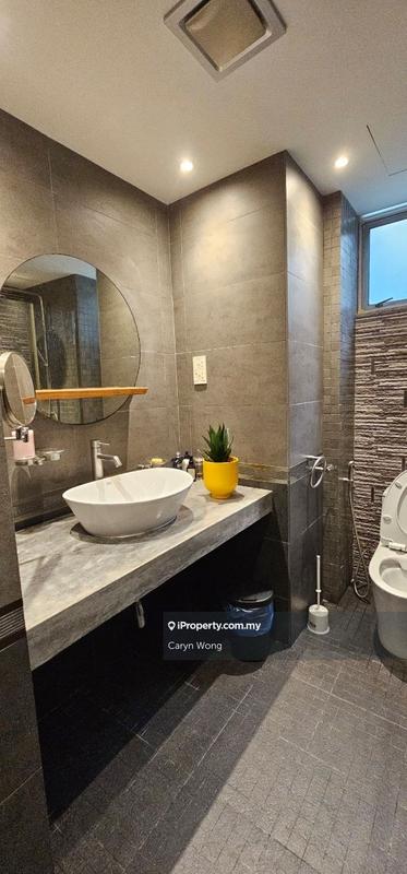 Kondominium untuk Dijual di Desa Angkasa oleh Caryn Wong - iProperty.com.my