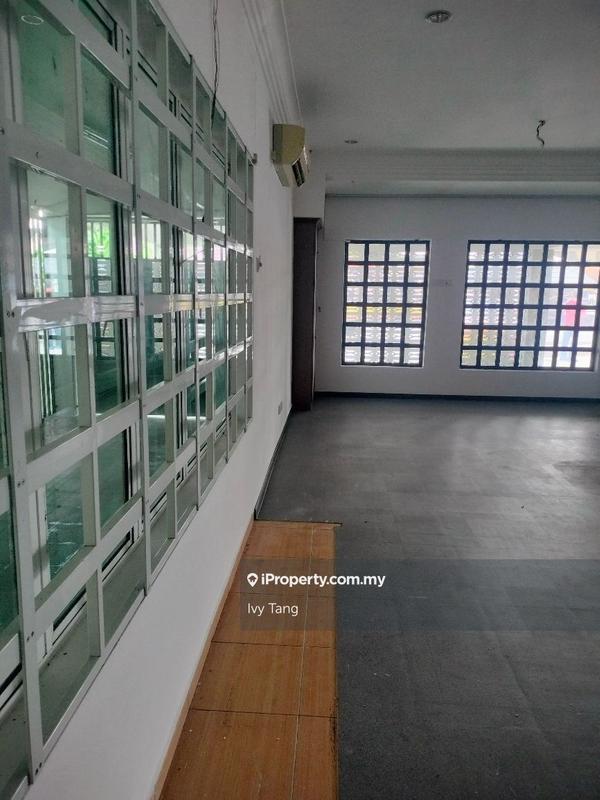 Commercial Bungalow for Rent in Taman Canning, Ipoh by Ivy Tang - iProperty.com.my