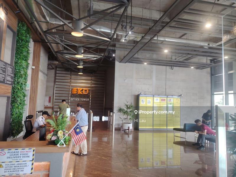 For Rent - Renovated Spacious Corner Office @ EkoCheras Mall