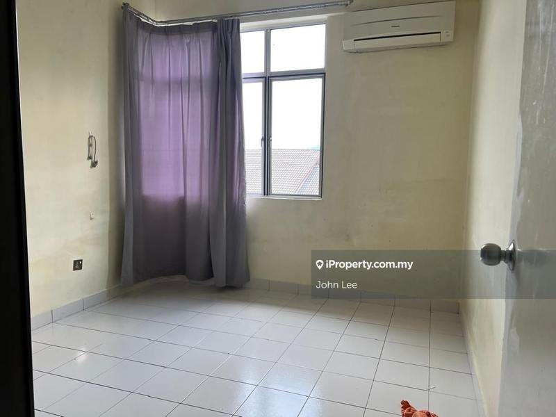 Rumah Bandar untuk Dijual di Batu 9, Cheras oleh John Lee - iProperty.com.my