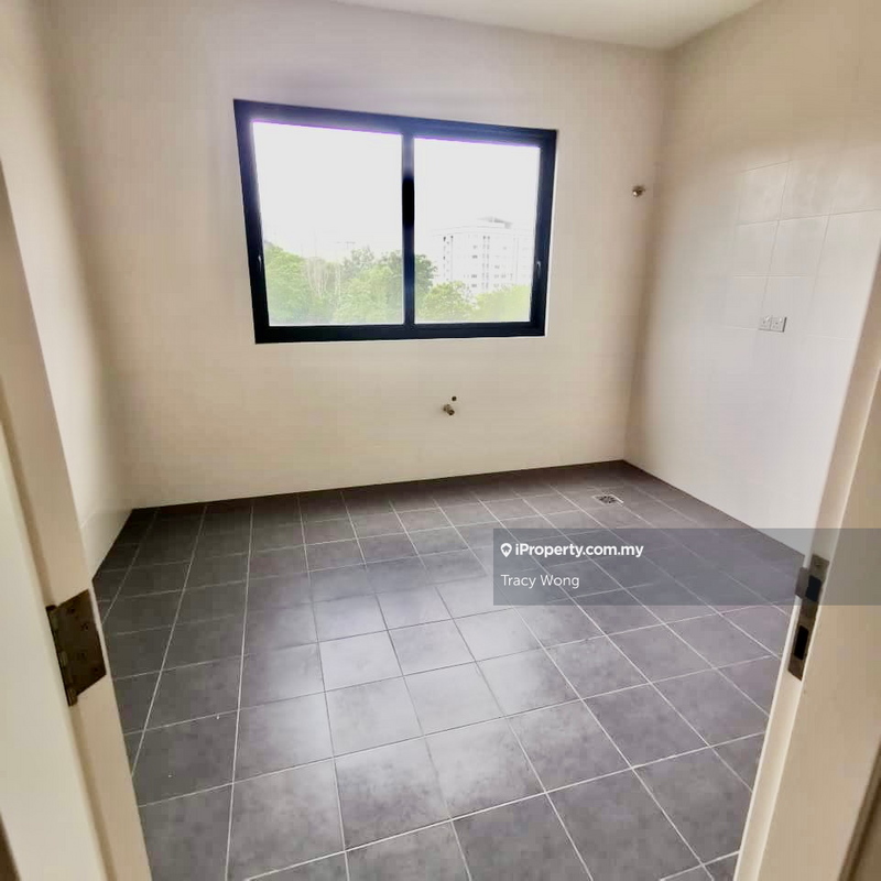 Semi-Detached House for Sale in Sungai Long, Bandar Sungai Long by Tracy Wong - iProperty.com.my