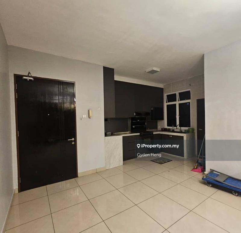 Kediaman Servis untuk Dijual di Twin Danga Residence oleh Gyden Heng - iProperty.com.my
