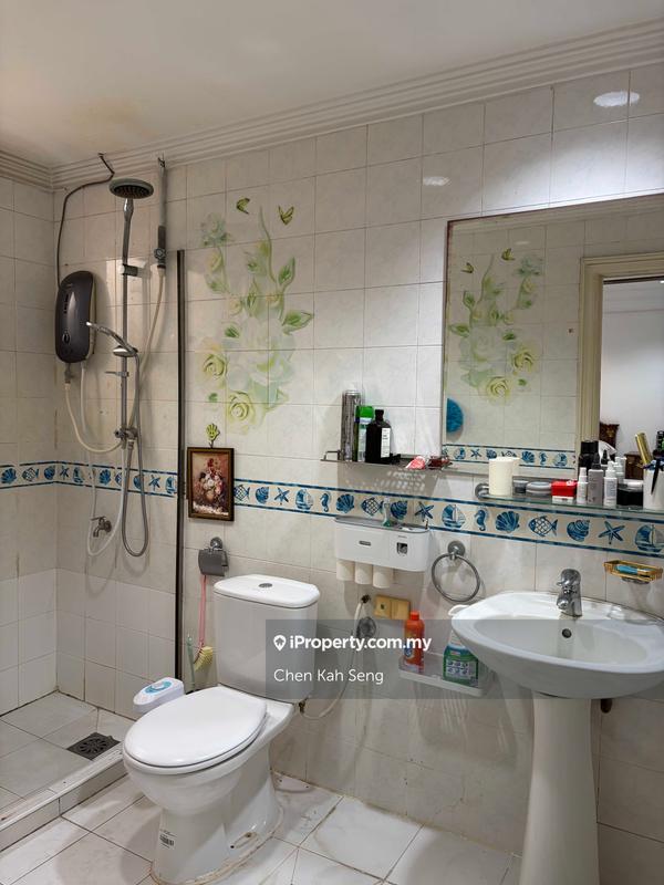 Condominium for Sale in Robson Condominium by Chen Kah Seng - iProperty.com.my