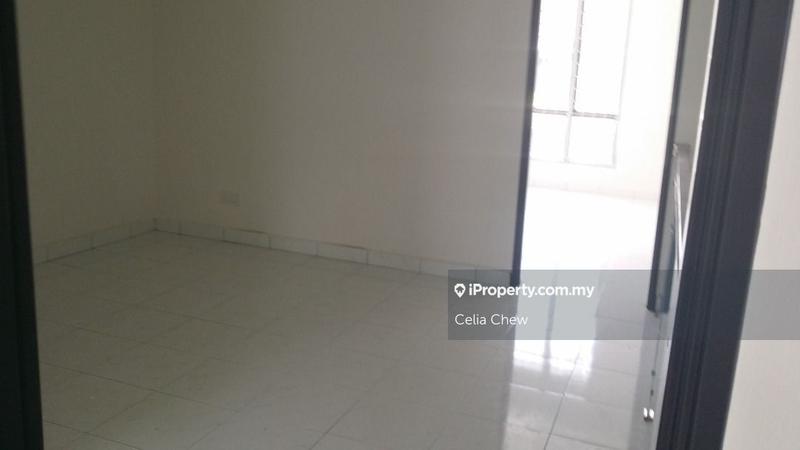 Rumah Berangkai 2 Tingkat untuk Dijual di Semenyih Parklands, Beranang oleh Celia Chew - iProperty.com.my